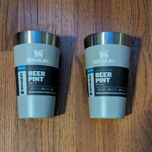 2 - Stanley | The Stacking 16 Oz Beer Pint Cups | Gray